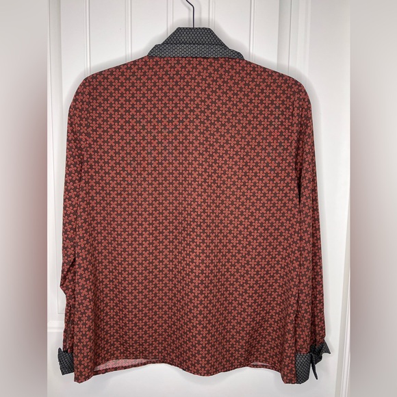 Icone by Simon’s Red and Black Printed Long Sleeves Shirt with Tie Neck, M, NWOT - Picture 4 of 8